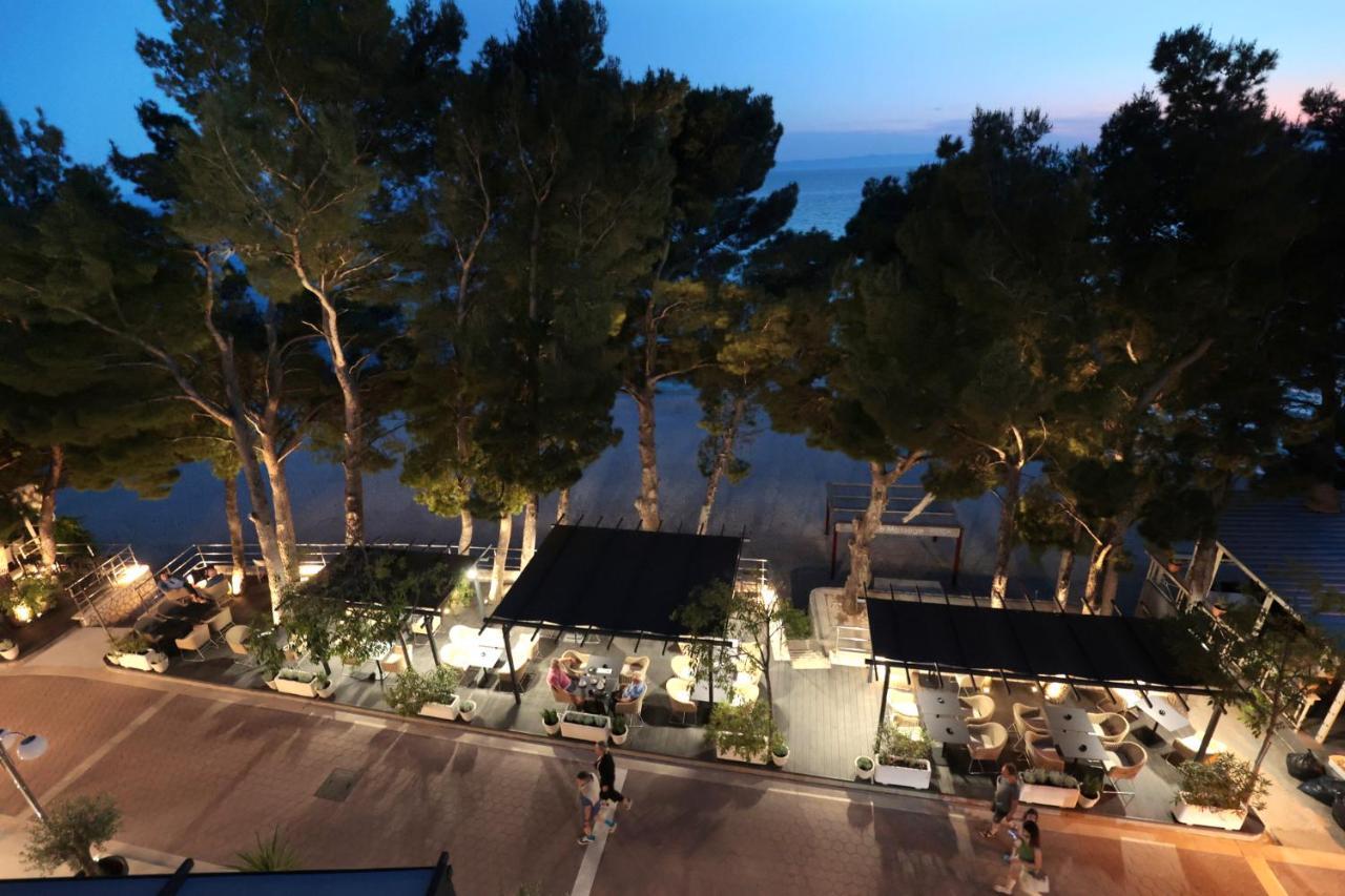 Hotel Milenij Makarska Bagian luar foto