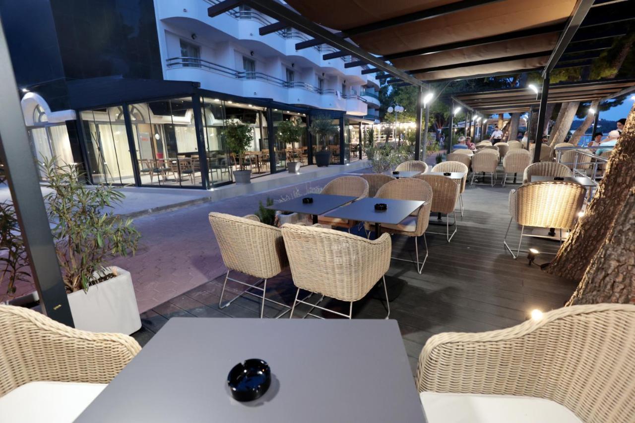 Hotel Milenij Makarska Bagian luar foto
