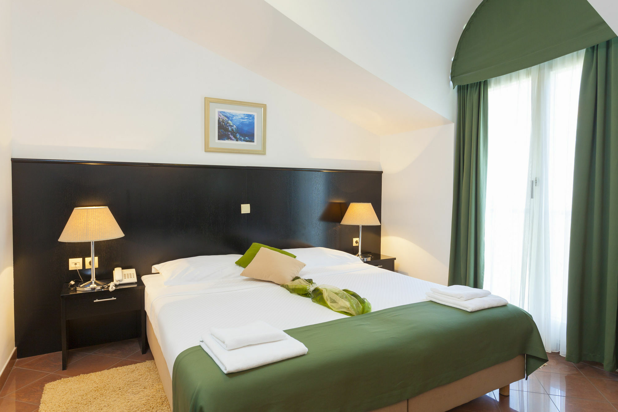 Hotel Milenij Makarska Bagian luar foto
